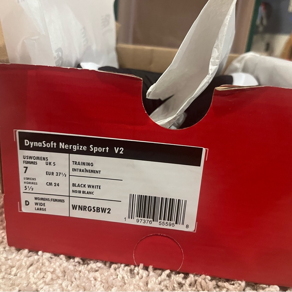 DynaSoft Nergize Sport V2 Sneakers - Picture 6 of 7